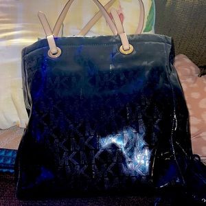 Black Michael Kors tote/purse